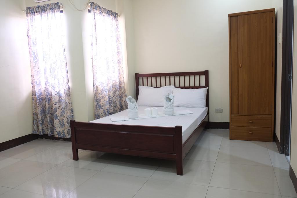 Southpole Pension House Cebu Kamer foto