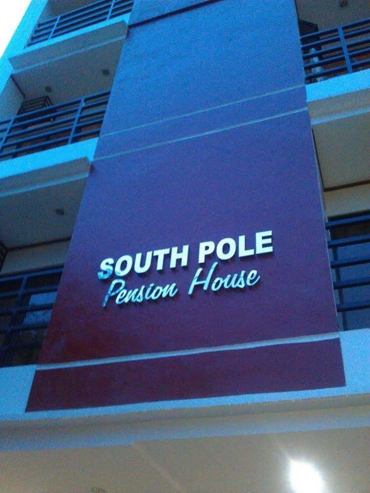 Southpole Pension House Cebu Buitenkant foto